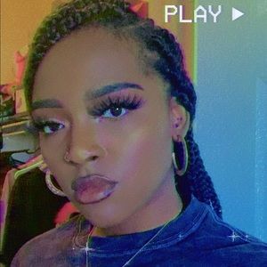 Meet your Posher, Breanna